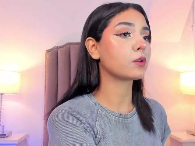 Offline Emma-Torres1 on BongaCams