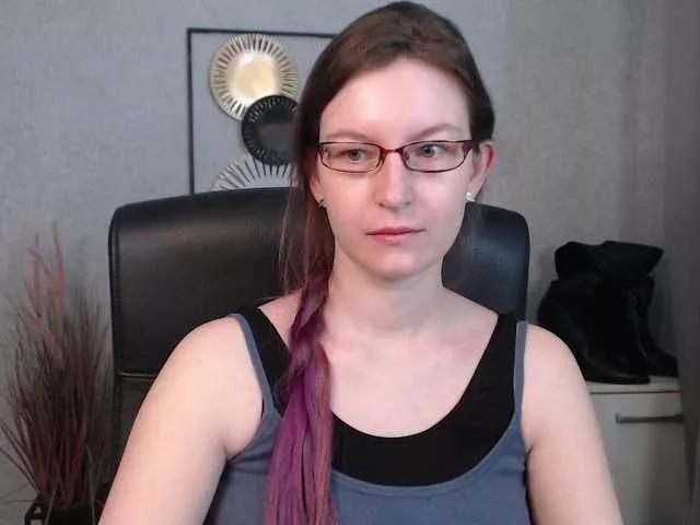 EmmaHeart on BongaCams 