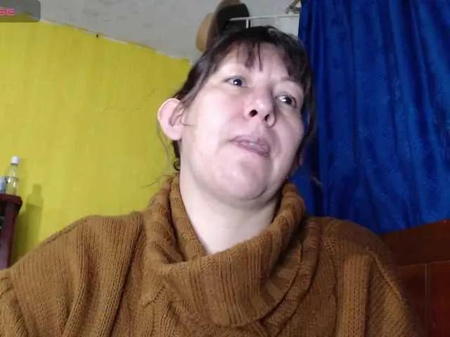 BongaCams evatoms is Freechat evatoms — Buenas vibraciones y hombres respetuosos