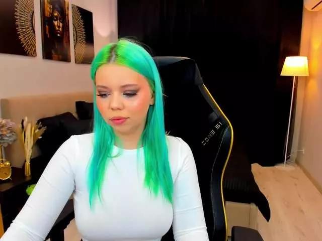 Offline FunnyVibe on BongaCams