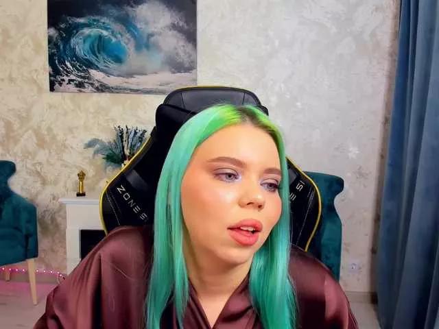 Offline FunnyVibe on BongaCams