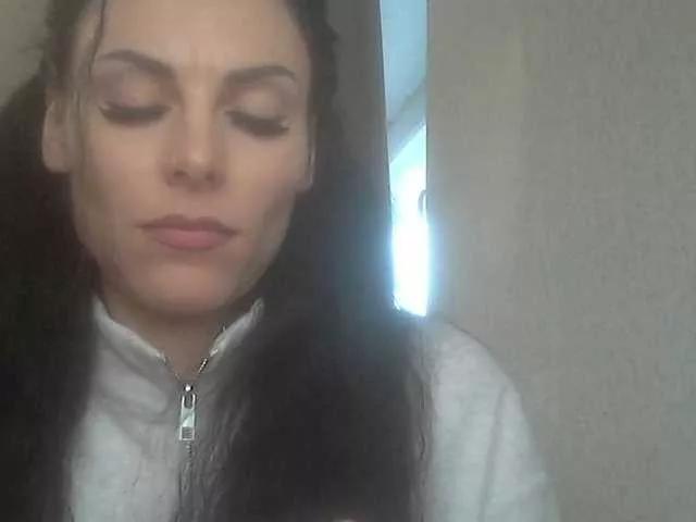 Offline Gospozha-77 on BongaCams