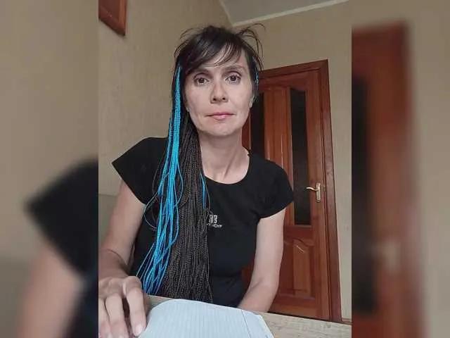 Offline Hellenalonenochka on BongaCams