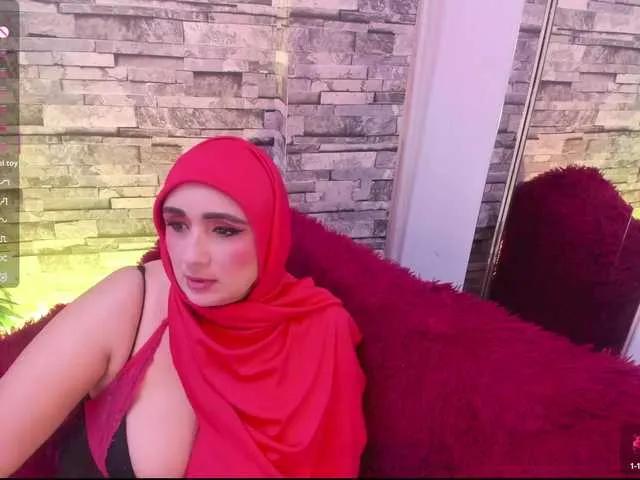 Freechat HijabiMilf on BongaCams