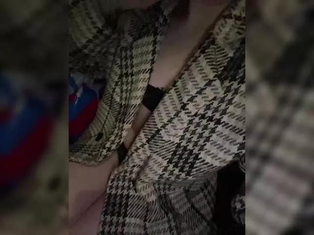 Offline Hotgirrrl on BongaCams