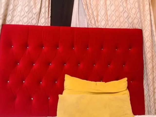 Freechat Hotsexyberry21 on BongaCams