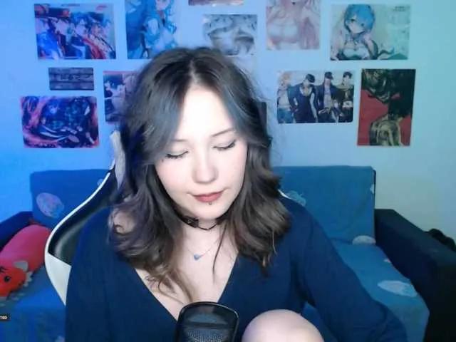 Offline Hugo-Min on BongaCams