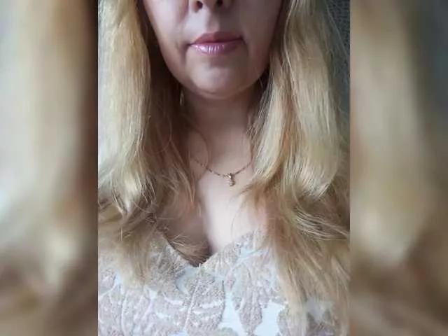 Offline INESSAsexi on BongaCams