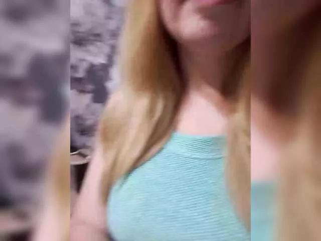 Offline INESSAsexi on BongaCams