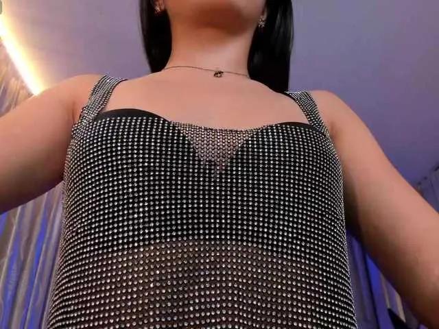 Offline IsabellaMoreau on BongaCams