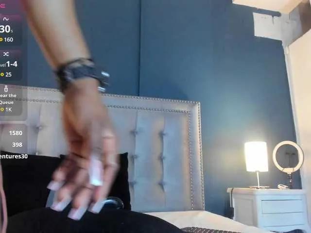 IssyRosse on BongaCams 