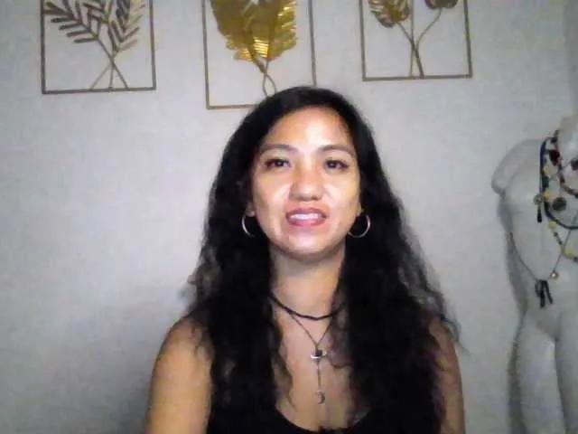 Offline jennahshampoo on BongaCams