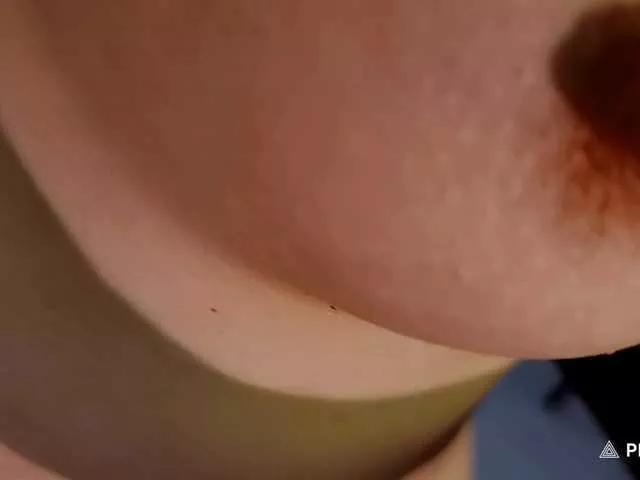 Offline Jennifferr on BongaCams