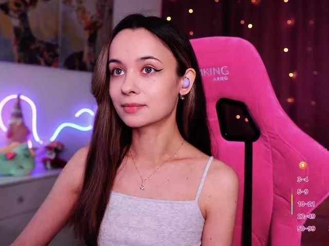 Offline JuicyAngel on BongaCams