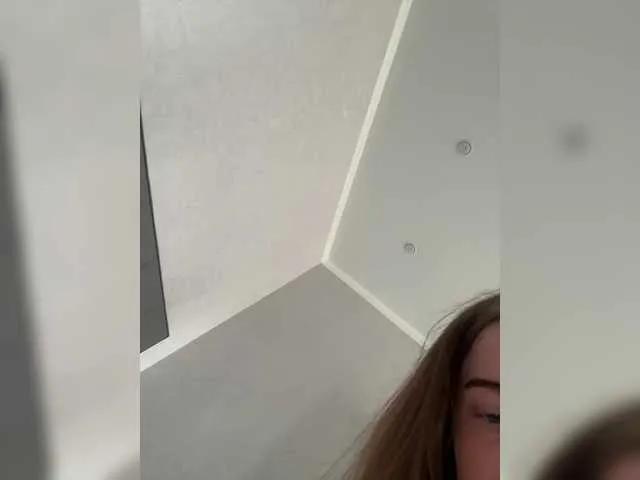 Offline KateDanverr on BongaCams