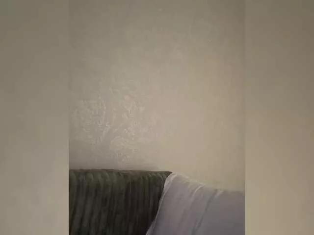 Offline KateDanverr on BongaCams