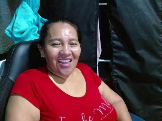 Offline katiamature on BongaCams