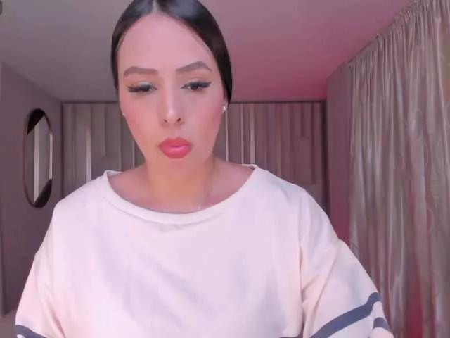 Offline KatieStonne on BongaCams