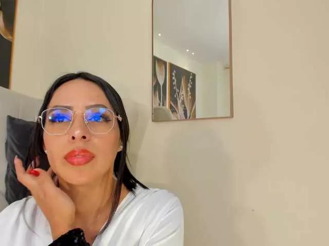 Offline KatieStonne on BongaCams