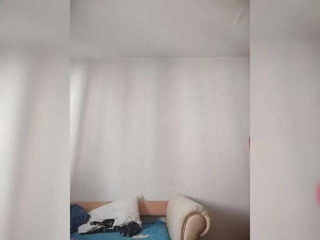 Offline Katy19801 on BongaCams