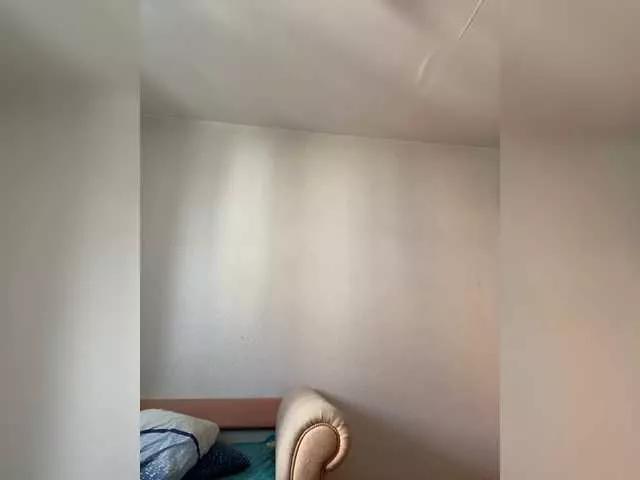 Offline Katy19801 on BongaCams