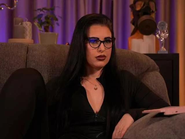 Offline KellyKent on BongaCams