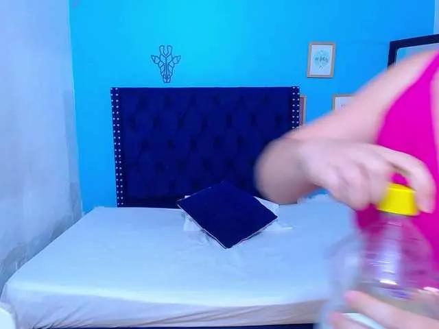 kinky-redhead18 on BongaCams 