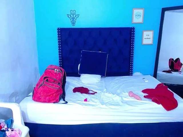 kinky-redhead18 on BongaCams 