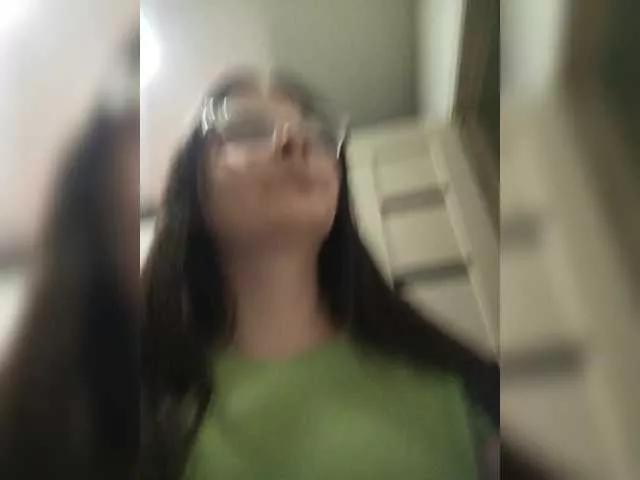 Offline Kristicat on BongaCams