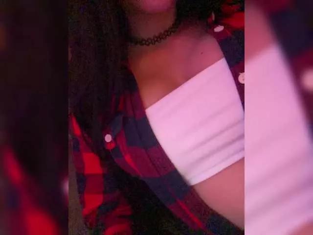 Offline LadyOfDesire on BongaCams