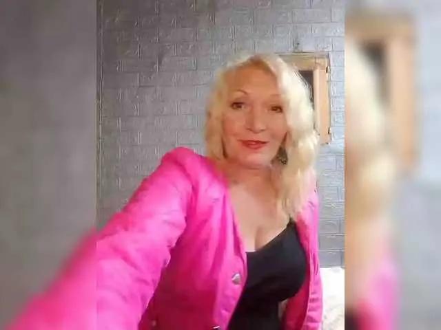 Offline LizSage on BongaCams