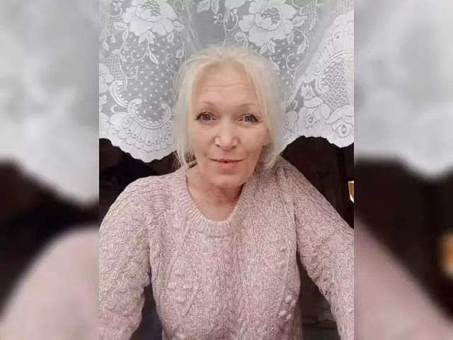 Offline LizSage on BongaCams