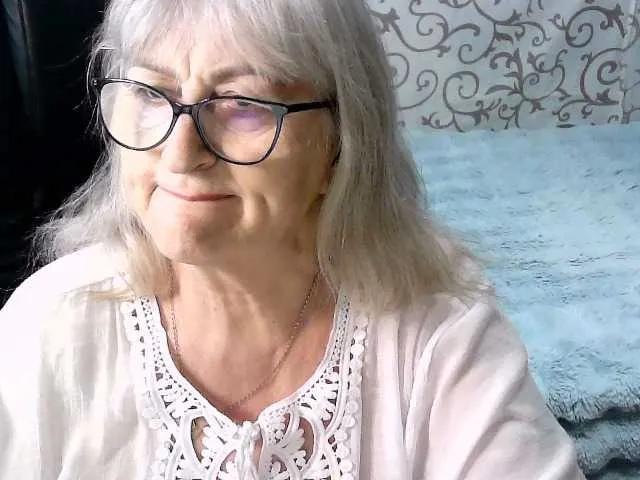 Freechat LolkaAlyss on BongaCams