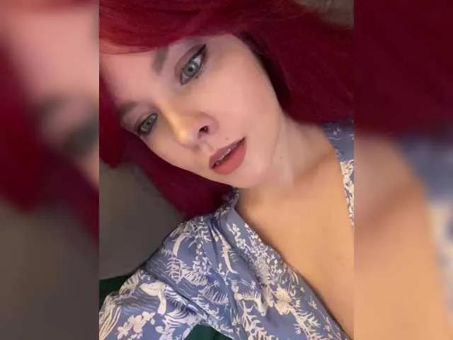 lova-mars — I like to feel special, vibrations inside me, excite and seduce, smart and gallant men with a sense of humor and tact.