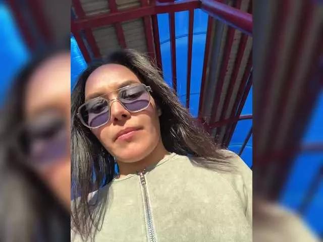 Freechat Love69me on BongaCams