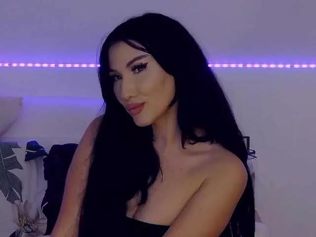 Offline LunaSky on BongaCams