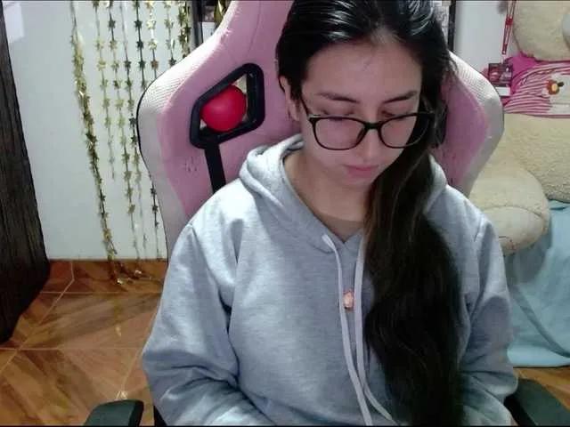 Maggie-Fox on BongaCams 
