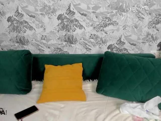 Offline Mary-Xextra on BongaCams