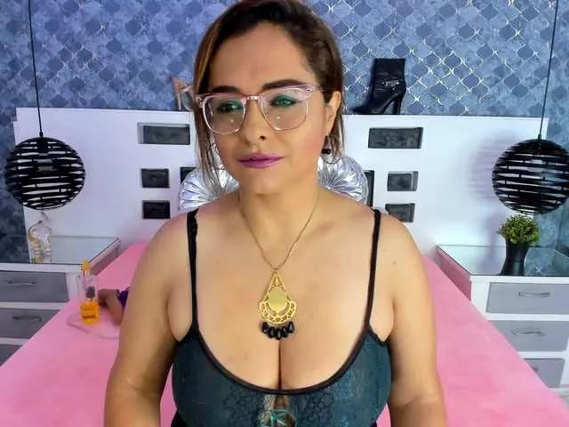 Offline MarylinsVega on BongaCams