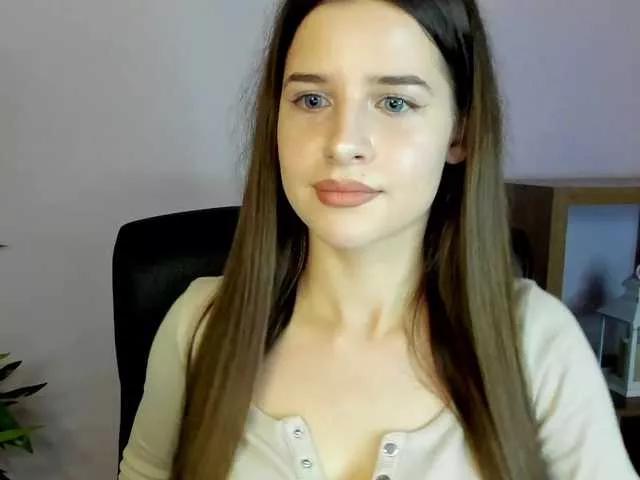 Offline MayaPerfect on BongaCams