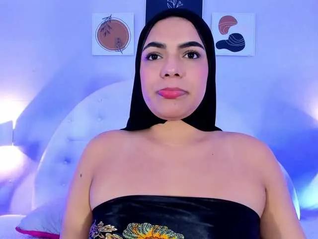 Offline mhia-paris on BongaCams