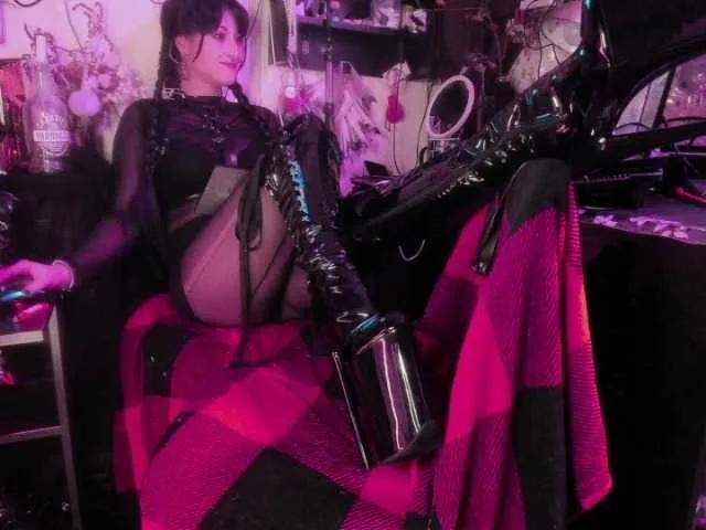 Offline miss-asmodeus on BongaCams