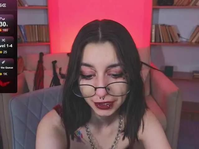 Offline MistressMarcelline on BongaCams