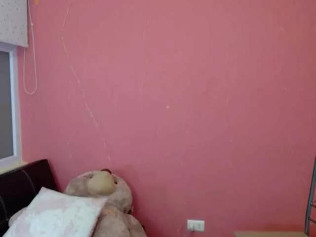 Offline morahaze on BongaCams