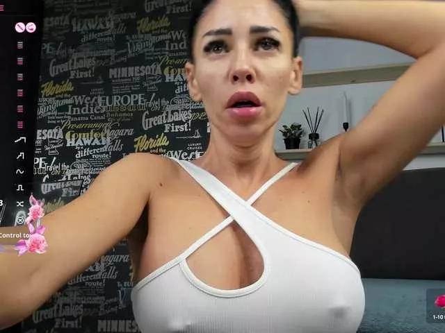 Offline MyaBlack on BongaCams