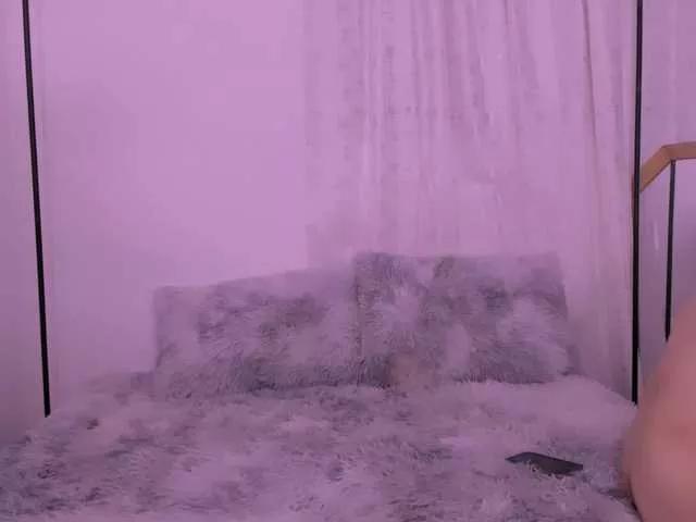 Offline Nicole-Antonie on BongaCams