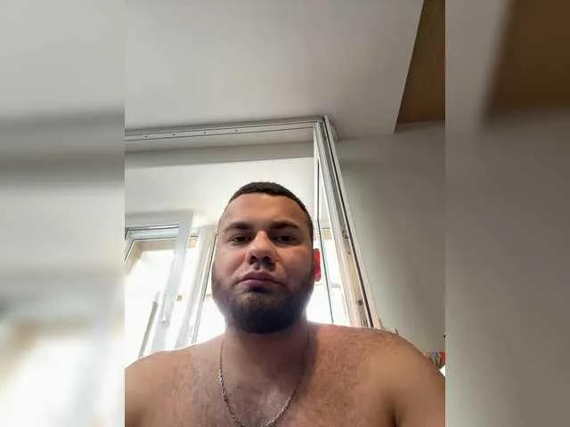 Offline No-Face-Guy on BongaCams