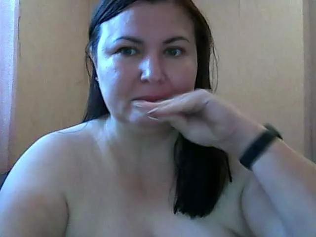 Offline Noel-Lisa on BongaCams