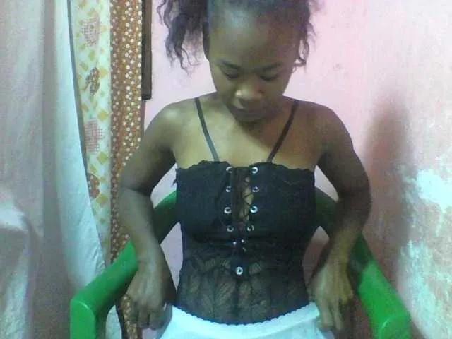 nomenen — Freechat on BongaCams