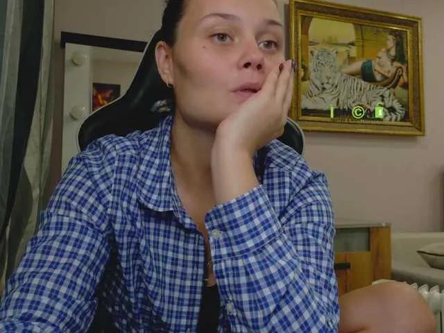 Offline Paratrax on BongaCams